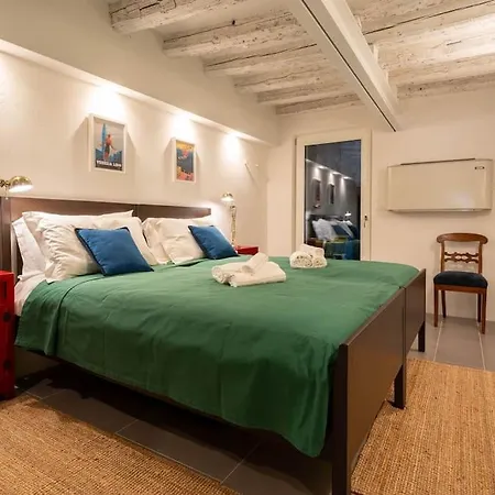 Rialto Design * Venice