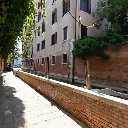 Apartment Rialto Design