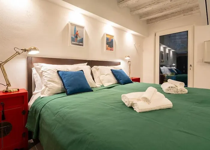 Rialto Design Apartment