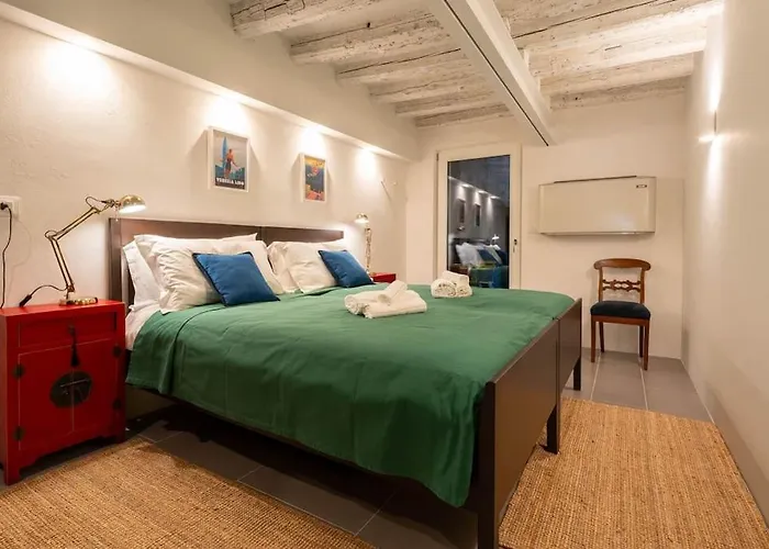 Rialto Design * Venice