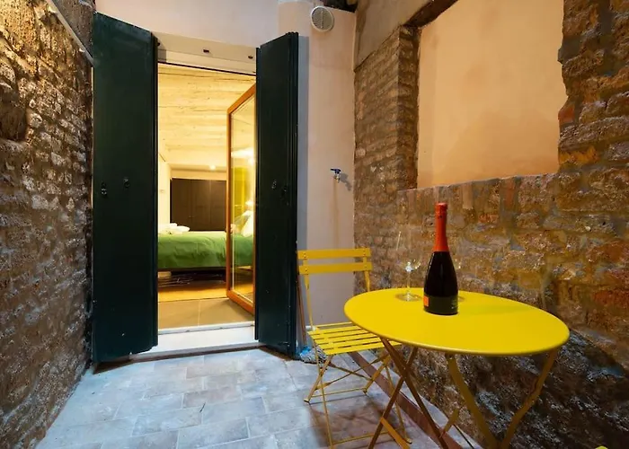 Rialto Design Venice