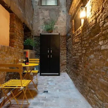 Rialto Design